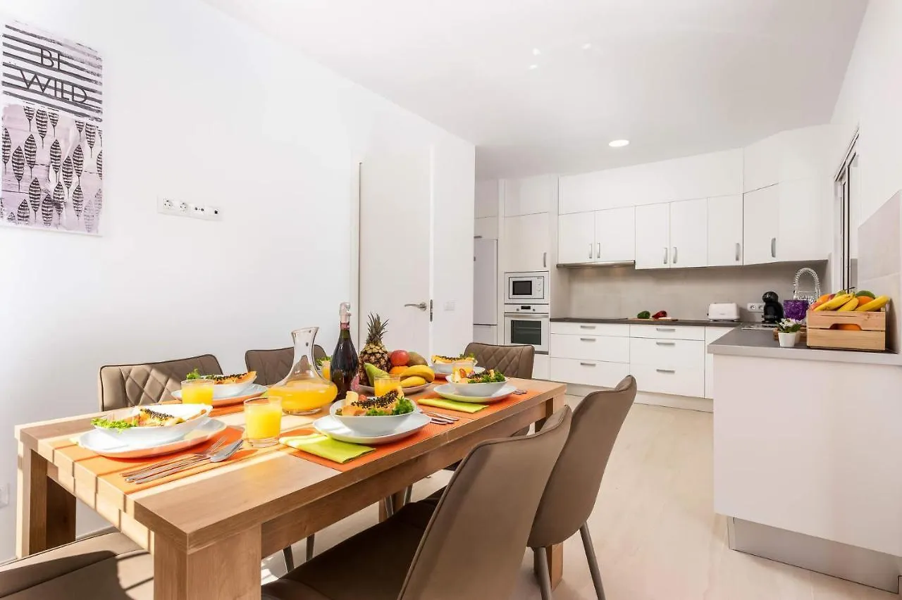 אדחה Villa Isotta By Villa Plus